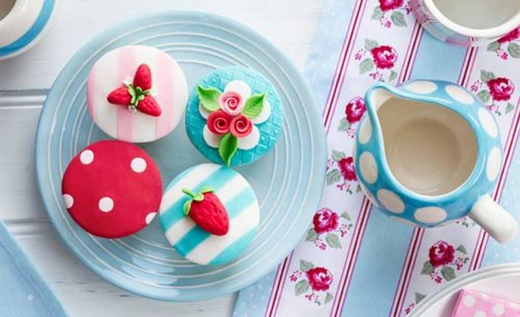 colourful cupcakes and patterns