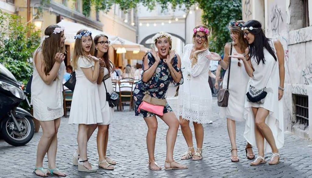 girls in paris streets wearing white