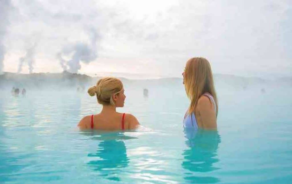 girls in water iceland