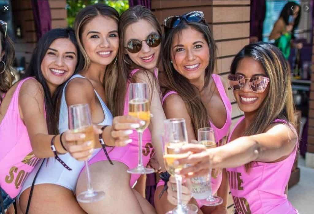 girls in pink drinking champagne vegas