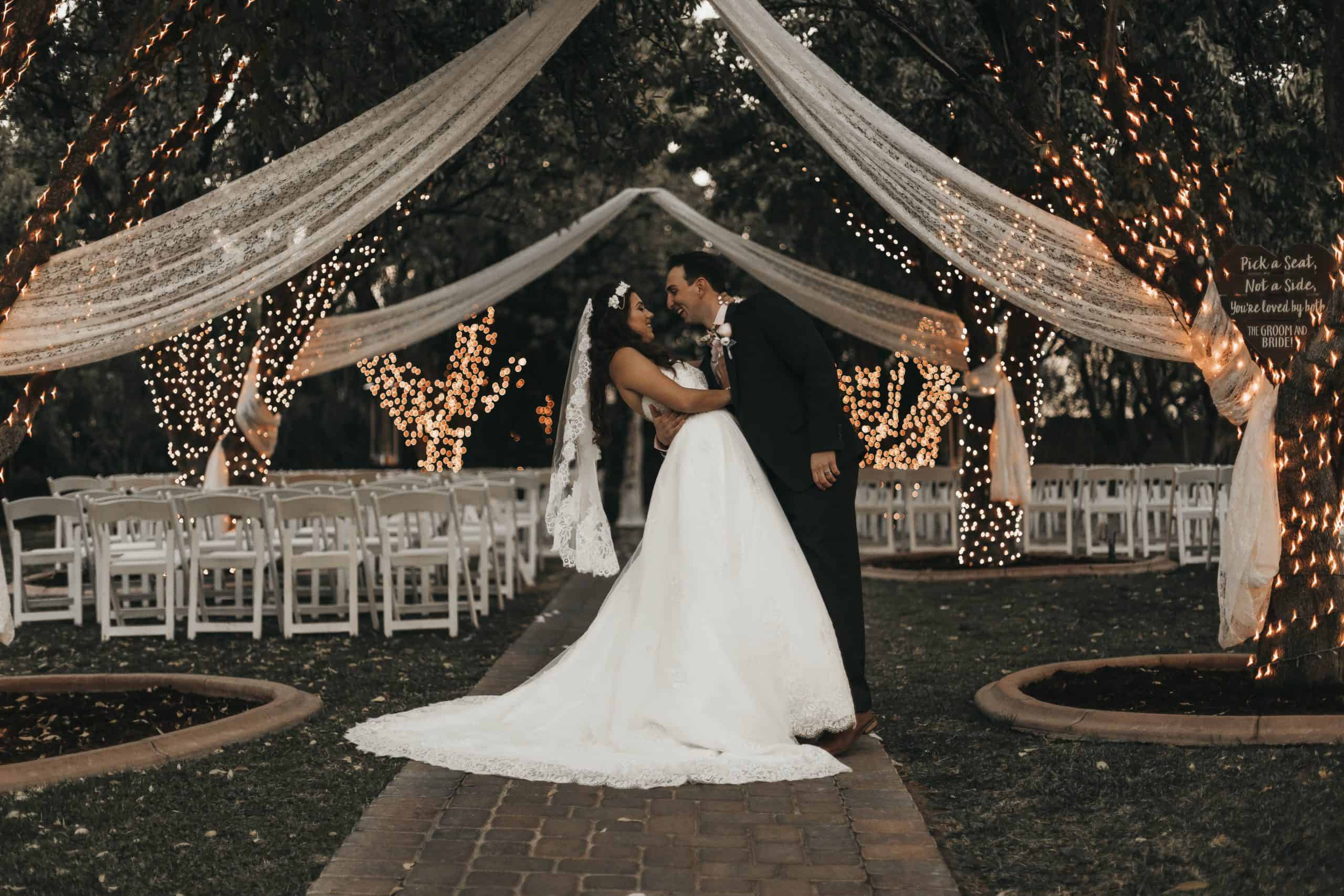 How To Create The Classic, Timeless & Traditional Bridal Style