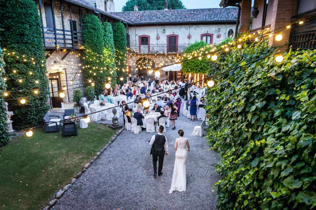 how to plan an outdoor wedding