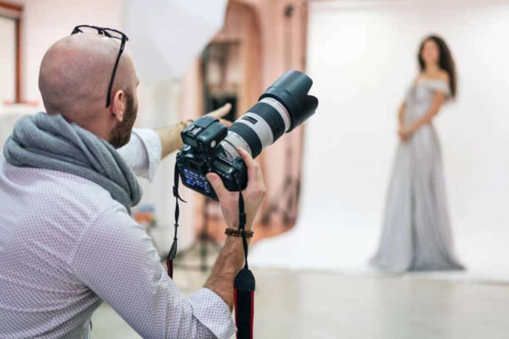 starting salary for a fashion photographer in india