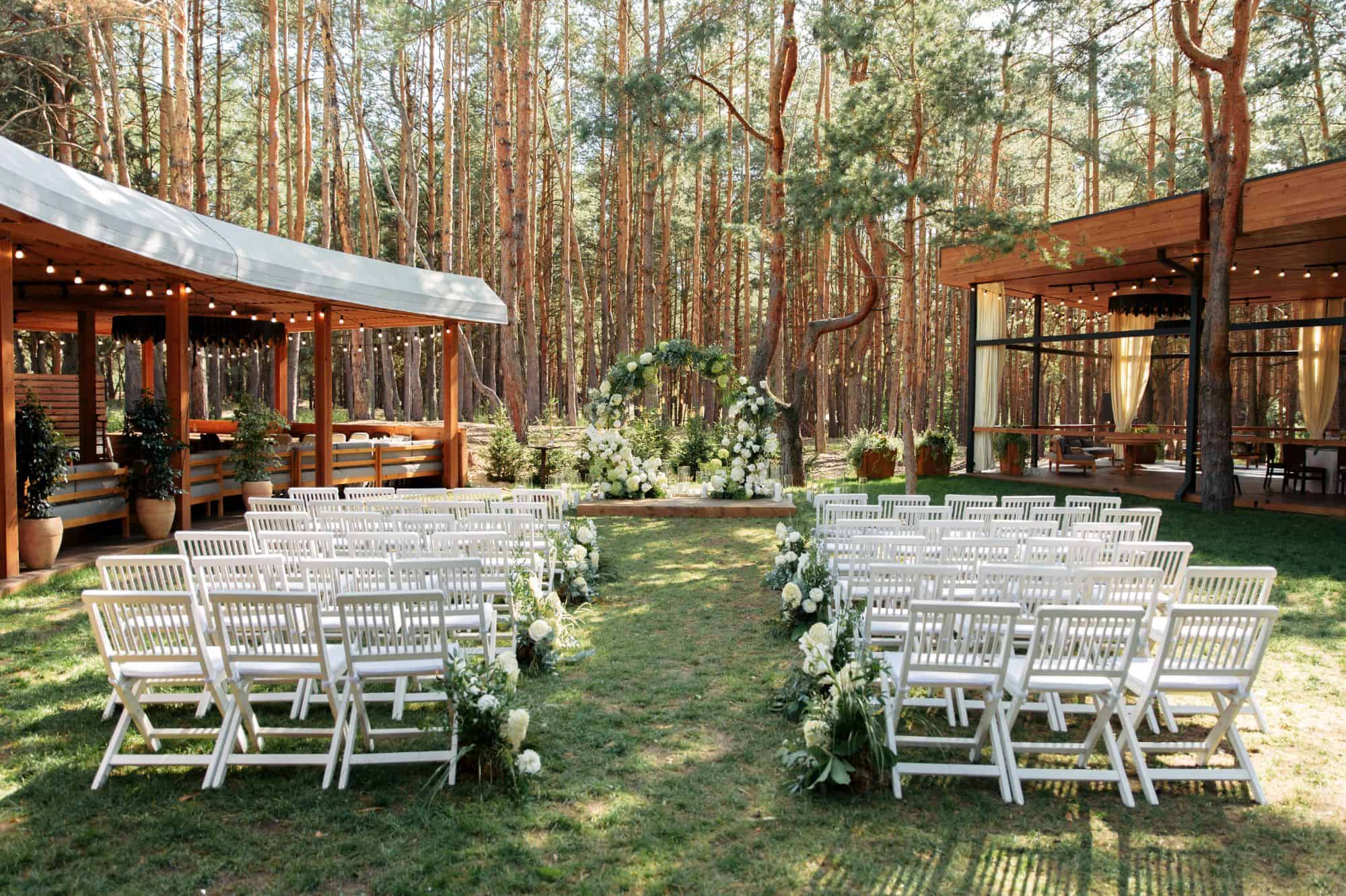 how to illuminate your outdoor wedding venue 2