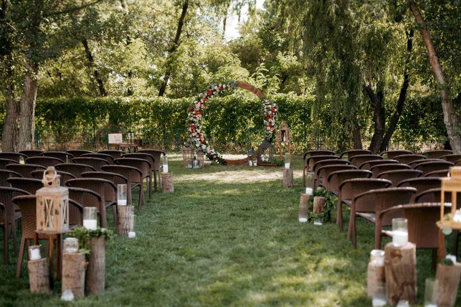 tips for negotiating with wedding venues 1