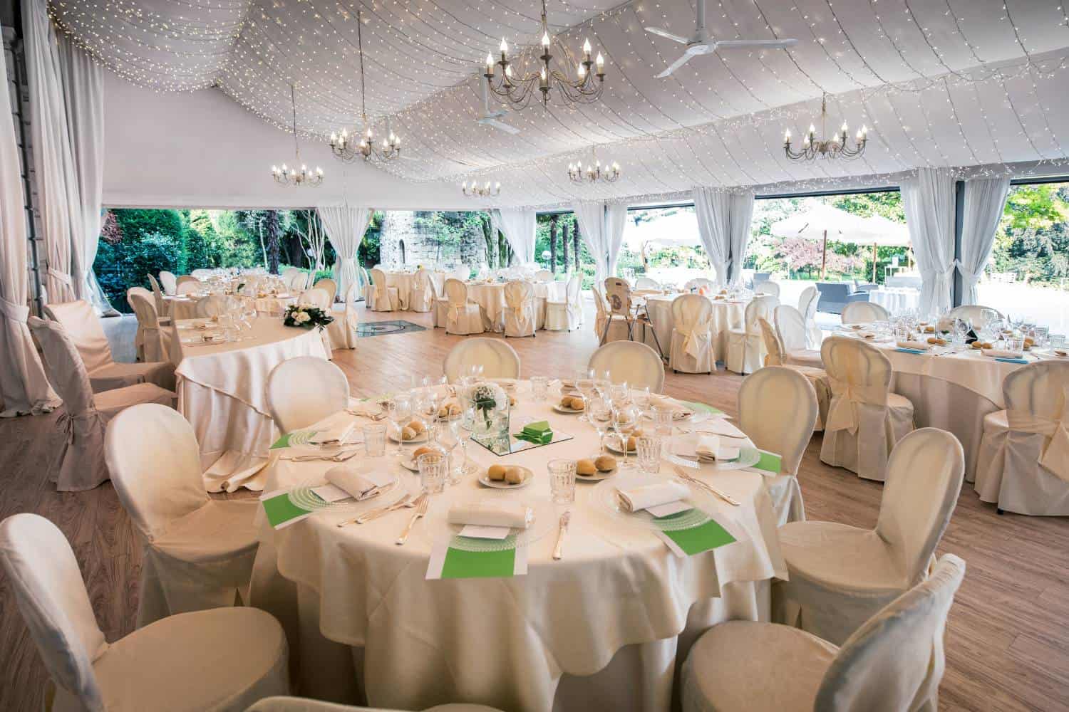 what to do when your wedding venue suddenly closes or goes out of business 1